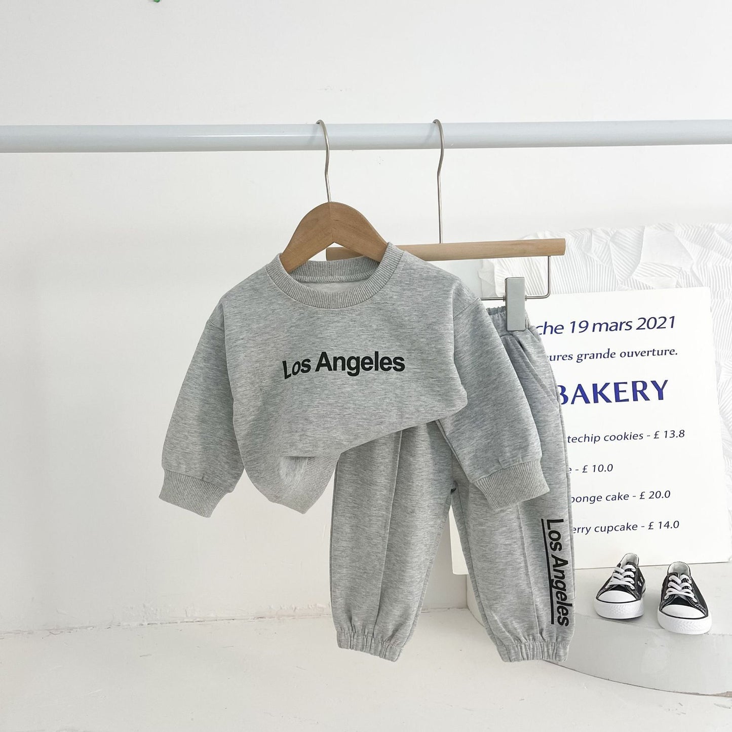 372201911